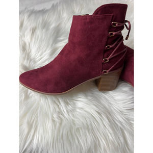 Jacobies Criss Cross Lace Booties Size 10